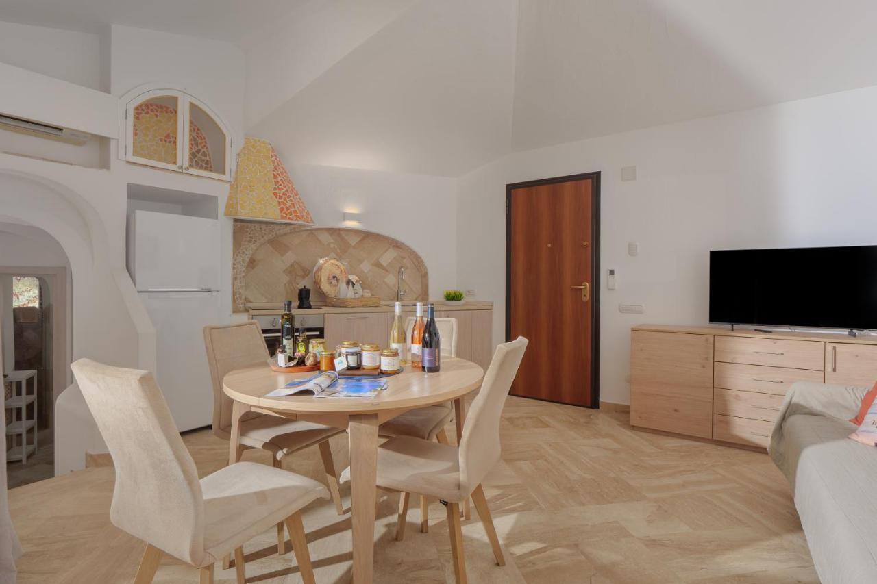 Villetta D'Arancia - Sherdenia Luxury Apartments Marinella  Extérieur photo